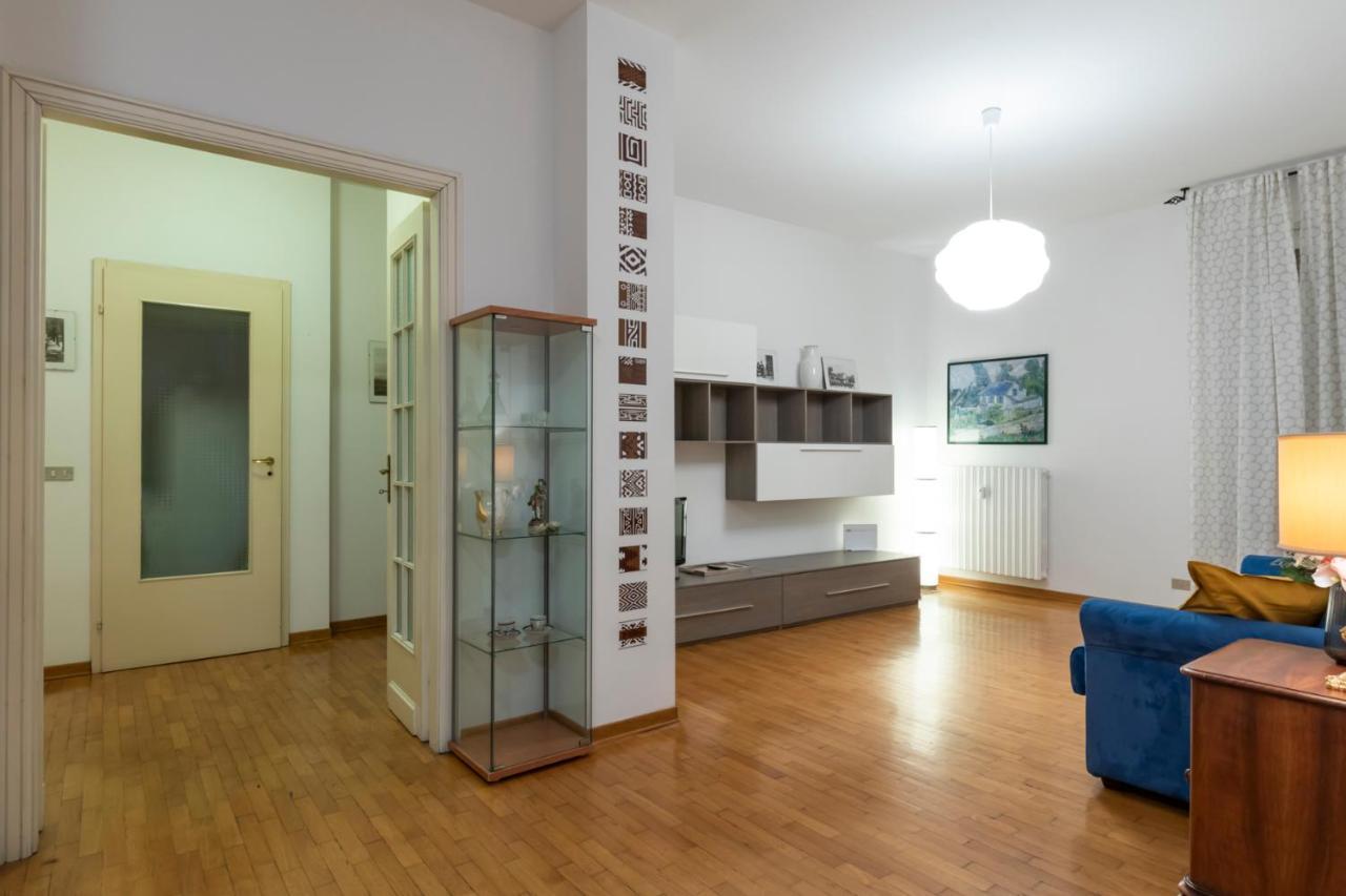 Mimmi Apartment Zurigo 12 Мілан Екстер'єр фото